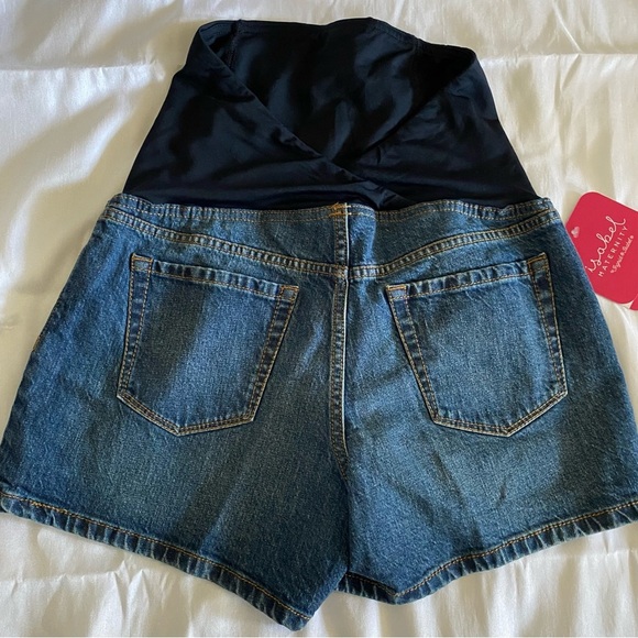 Crossover Panel Midi Shorts - Picture 8 of 10